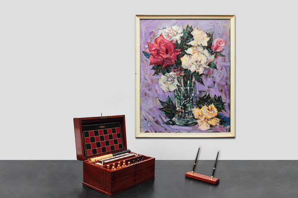 Розы в вазе